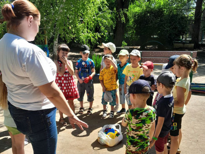 Формирование безопасного поведения детей как в быту, так и в экстремальных ситуациях Формирование безопасного поведения детей как в быту, так и в экстремальных ситуациях.